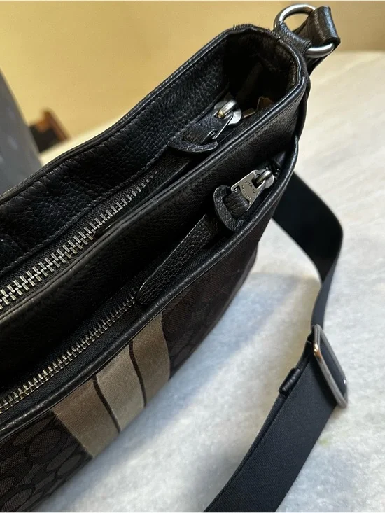 Coach Black Signature Messenger Bag with Brown Center Stripes - Picture 3 of 8